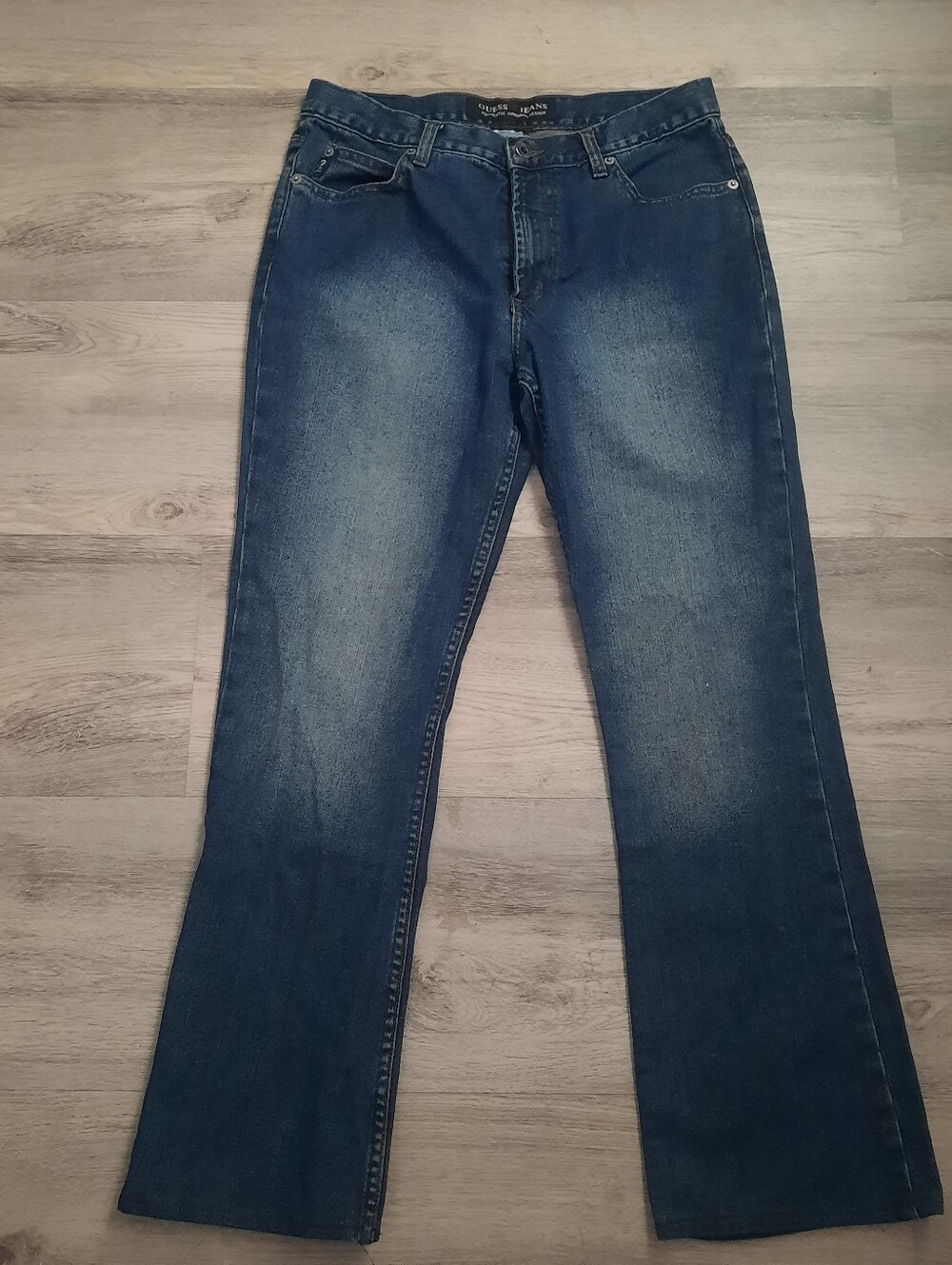 Guess Jeans in Dark Blue Wash